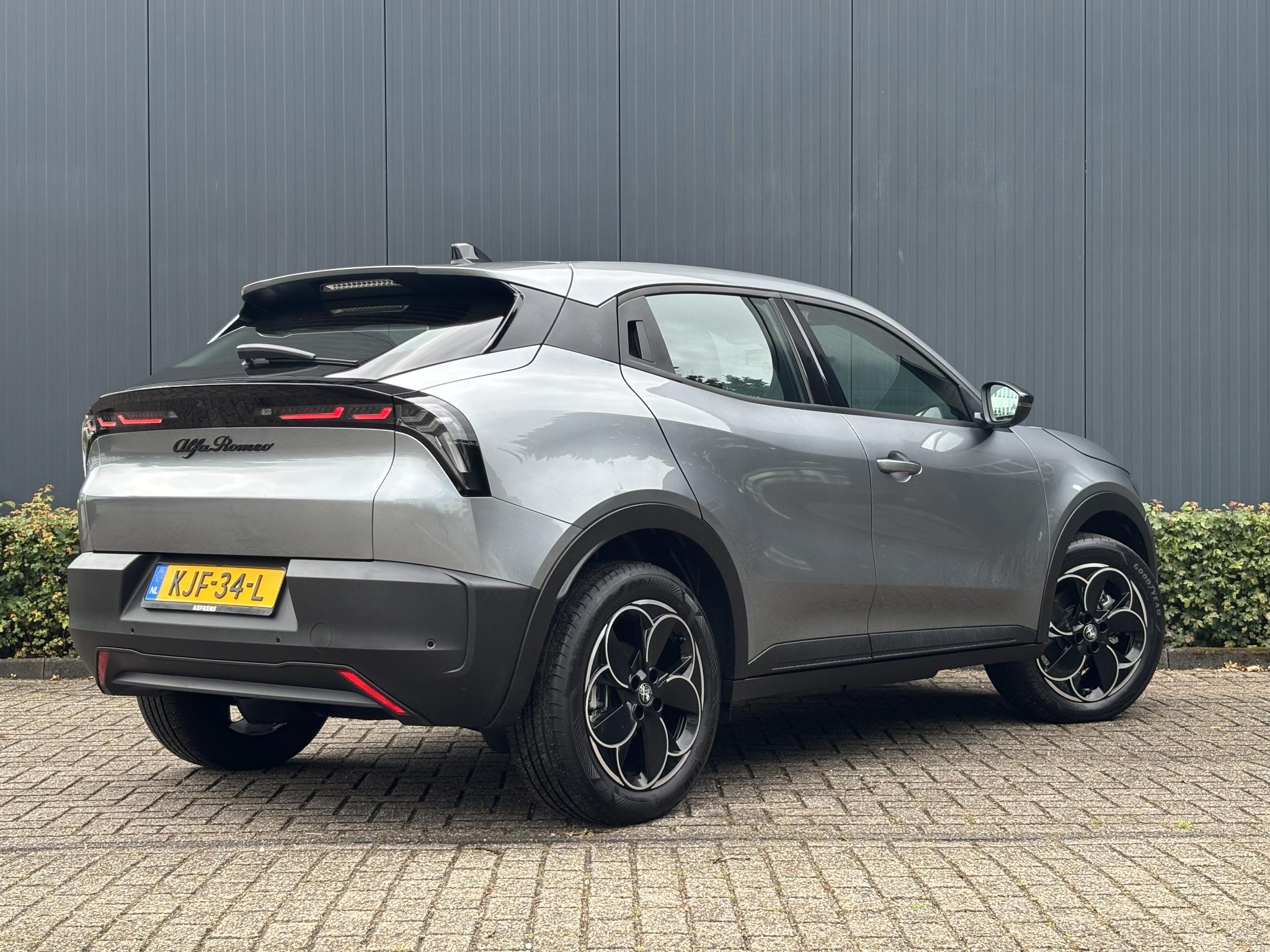 Alfa Romeo Junior Elettrica 54 kWh - Afbeelding 3
