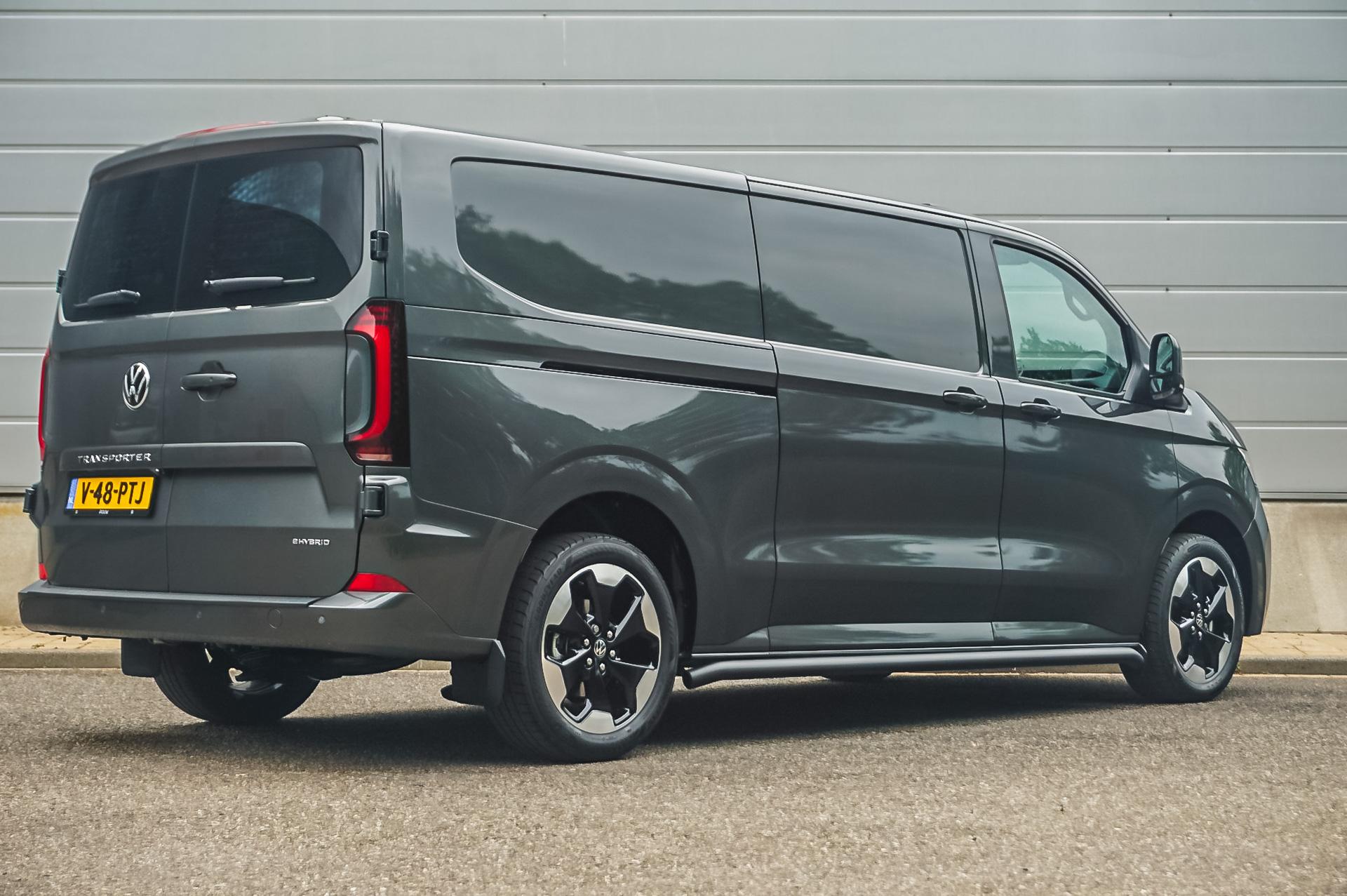 Volkswagen Transporter 2.5 eHybrid 233pk L2H1 30 Bulli - Afbeelding 2