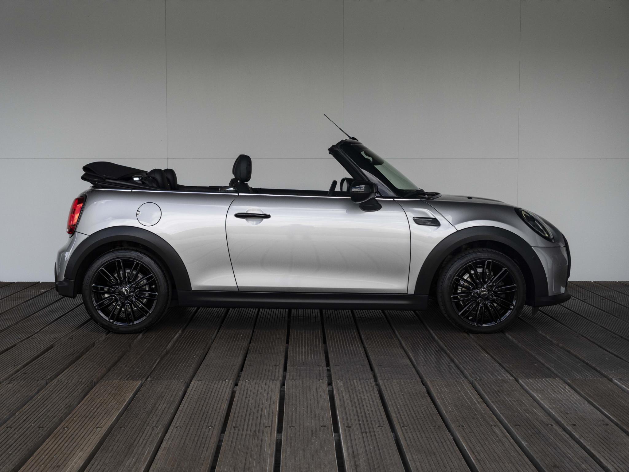 MINI Cabrio
