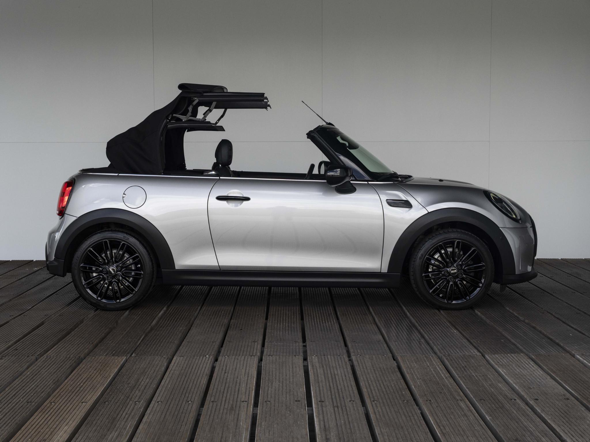 MINI Cabrio