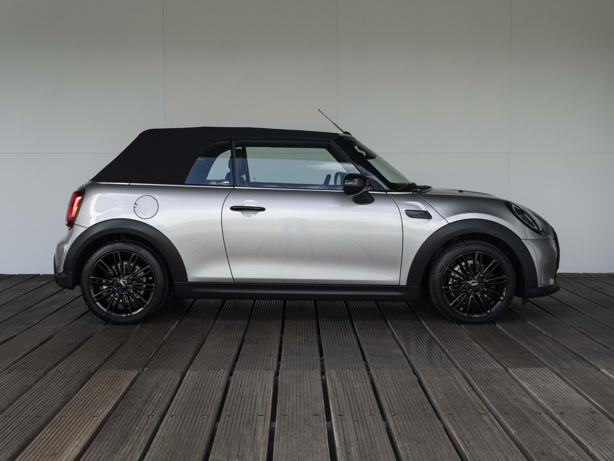 MINI Cabrio
