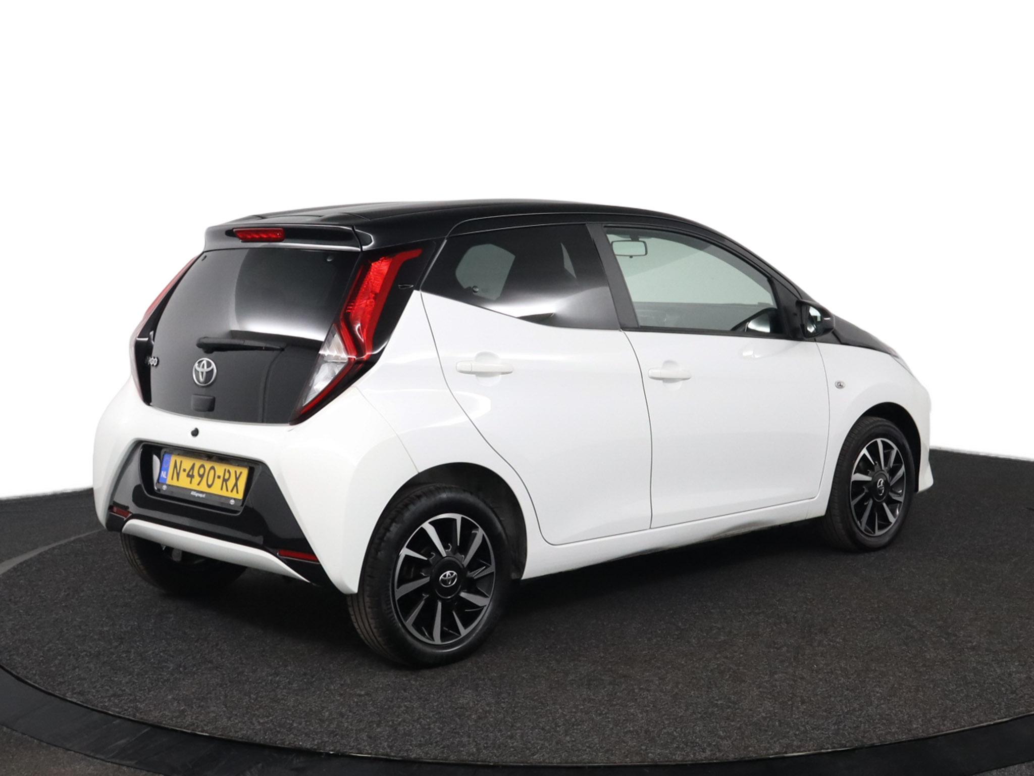 Toyota Aygo 1.0 VVT-i x-cite ultimate - Afbeelding 2