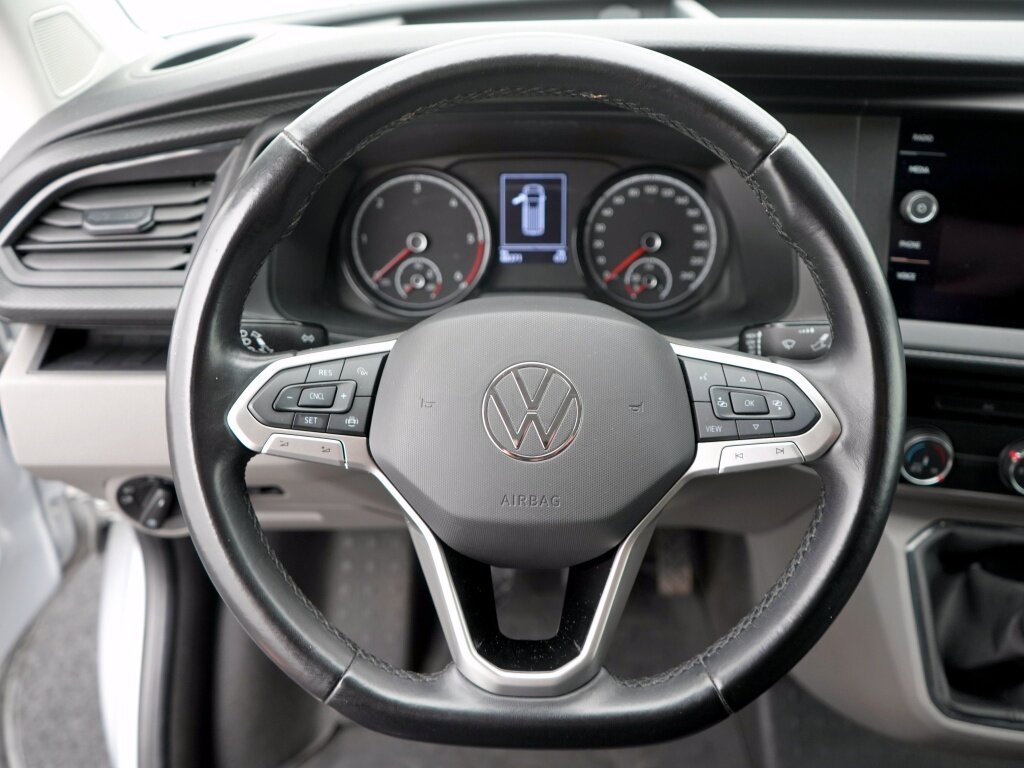 Volkswagen Transporter 2.0 TDI L2H1 Comfortline | Trekhaak | Navigatie | All-seasonbanden - Afbeelding 3