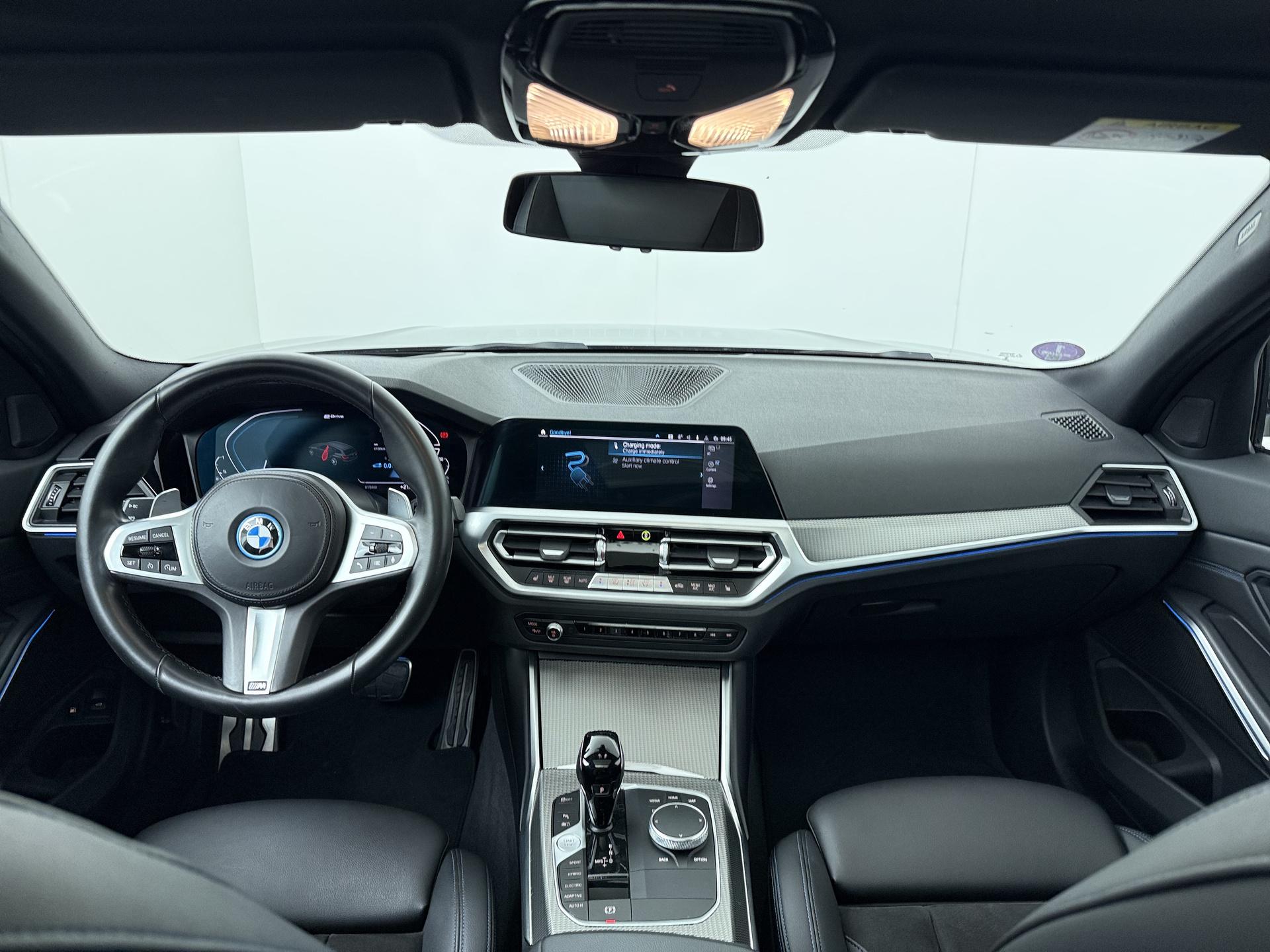 BMW 3-serie Touring 330e - Afbeelding 5