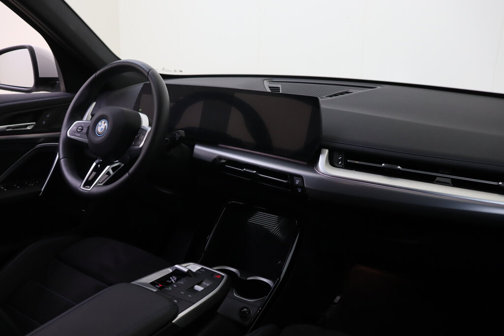 BMW X1 16