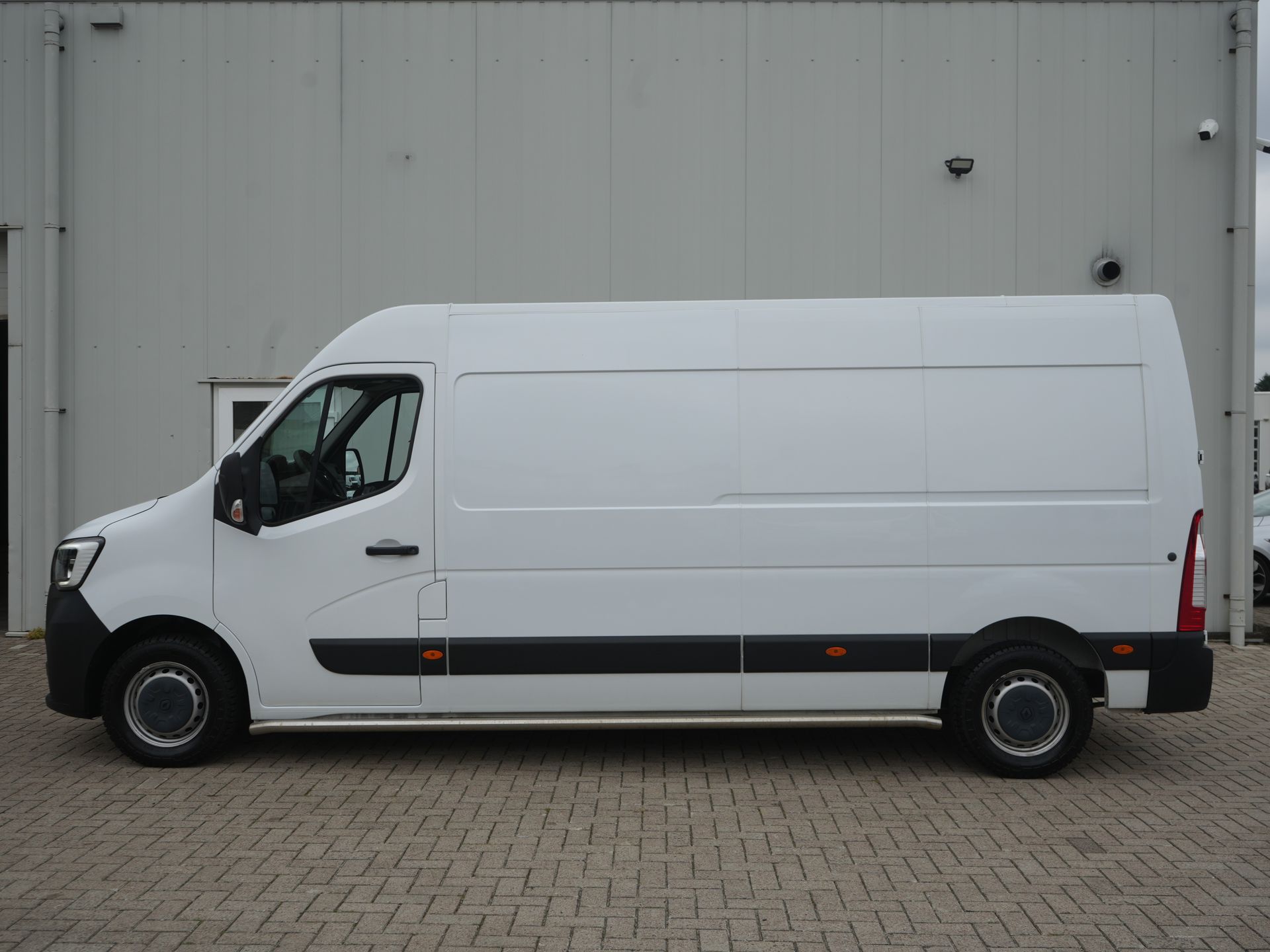 Renault Master T35 2.3 dCi 135 L3H2 Comfort - Afbeelding 2