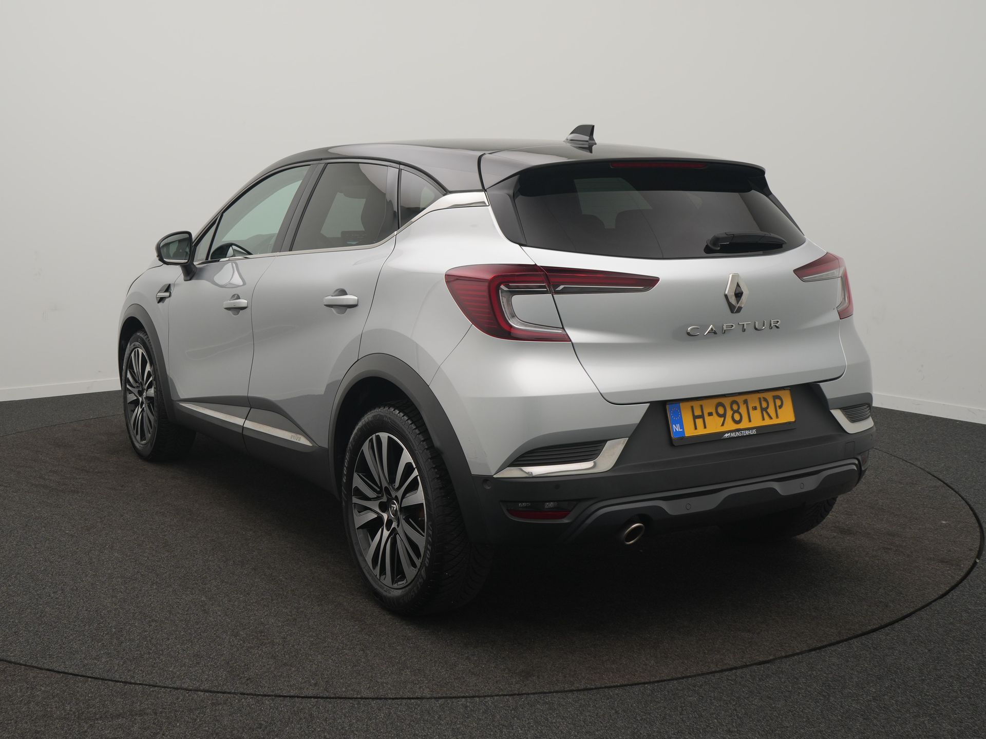 Renault Captur 1.3 TCe 155 Initiale Paris - Afbeelding 3