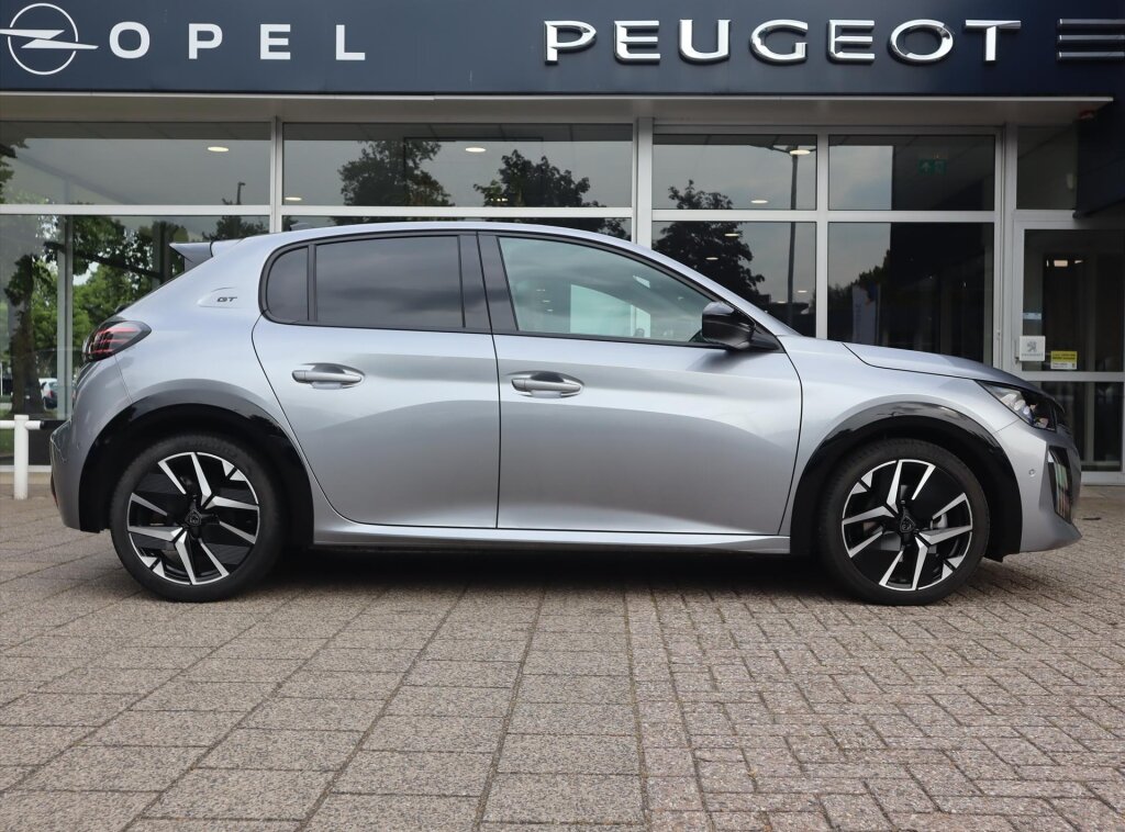 Peugeot 208 GT HYBRID 145pk e-DCS6 automaat, Rijklaarprijs, Camera voor en achter Adaptieve cruise control Keyless entry & start - Afbeelding 3