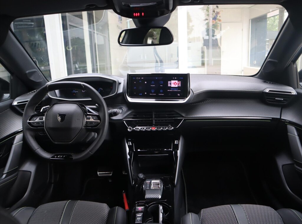Peugeot 208 GT HYBRID 145pk e-DCS6 automaat, Rijklaarprijs, Camera voor en achter Adaptieve cruise control Keyless entry & start - Afbeelding 5