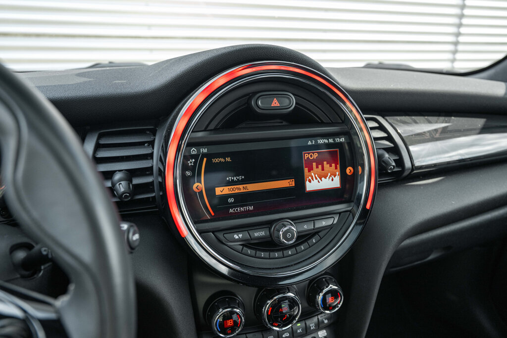 MINI Cooper 24