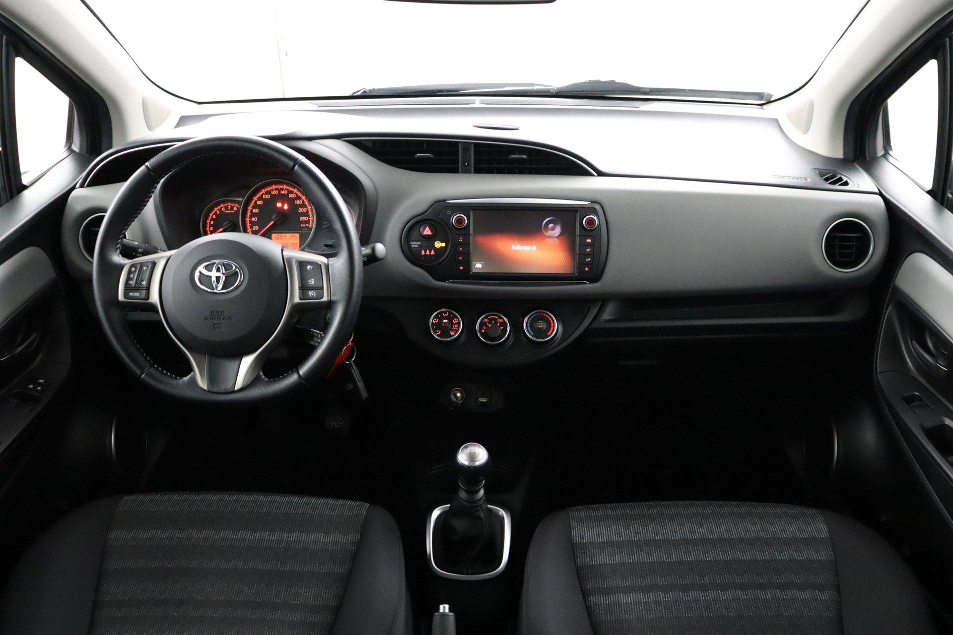Toyota Yaris 1.3 VVT-i Aspiration - Afbeelding 4