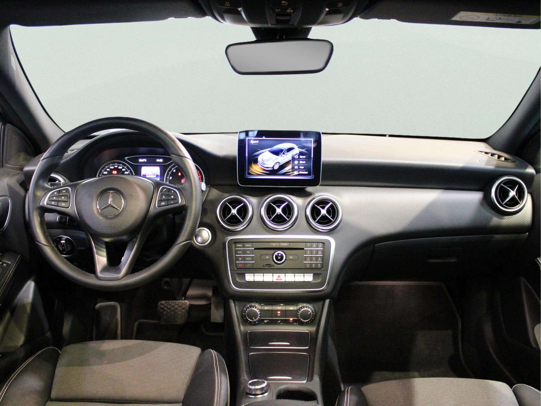 Mercedes-Benz A-Klasse Hatchback 160 Sport Edition - Afbeelding 3