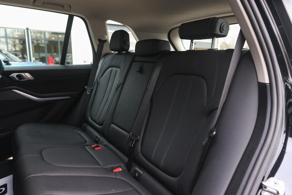 BMW X5 12