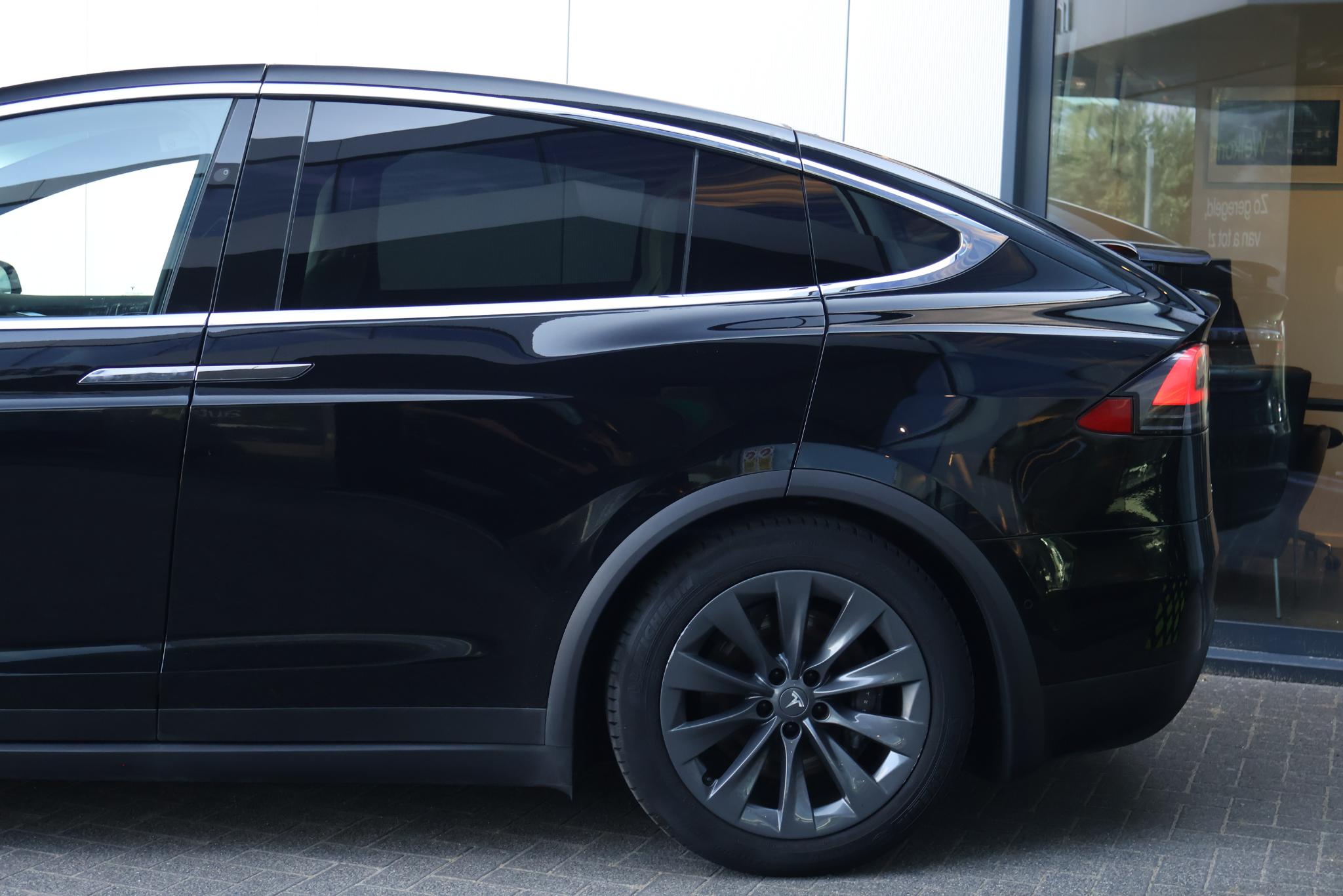 Tesla Model X 75D Base 7p. - Afbeelding 5