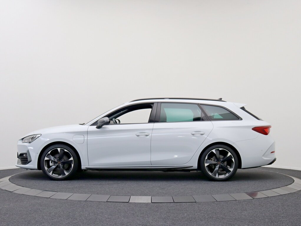 Cupra León