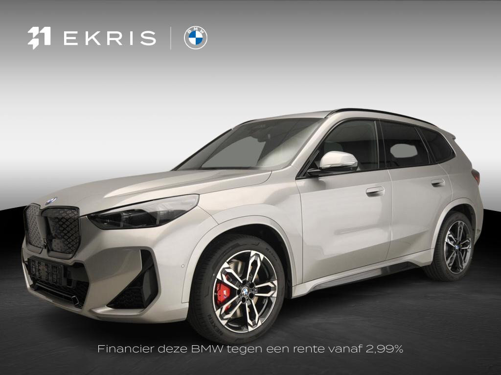 BMW iX1