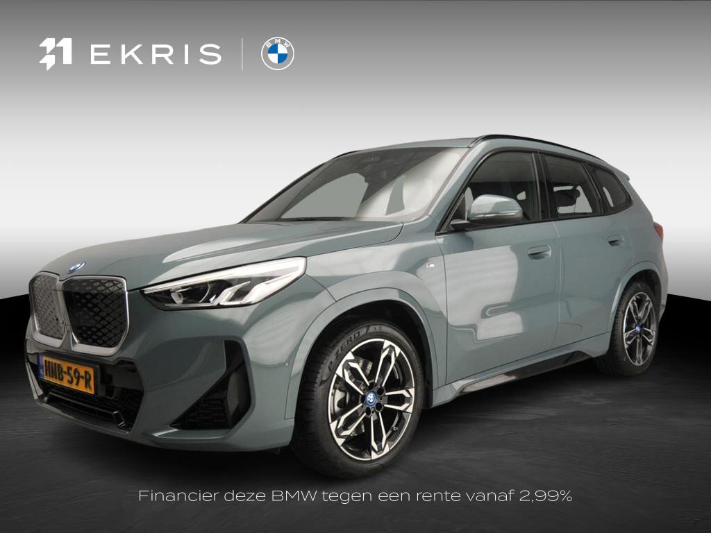 BMW iX1