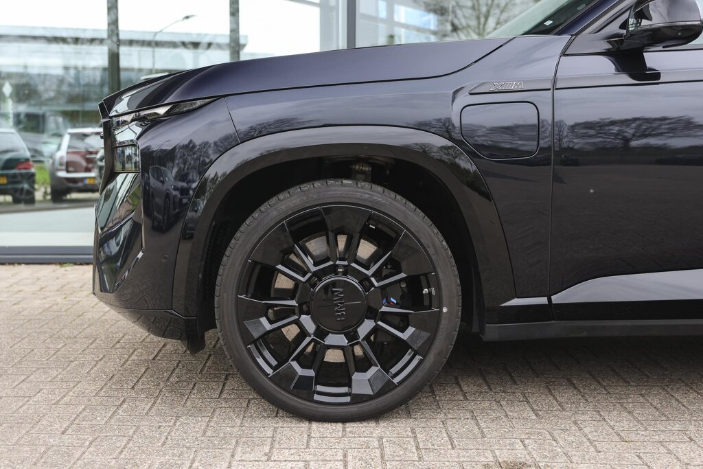 BMW XM 4