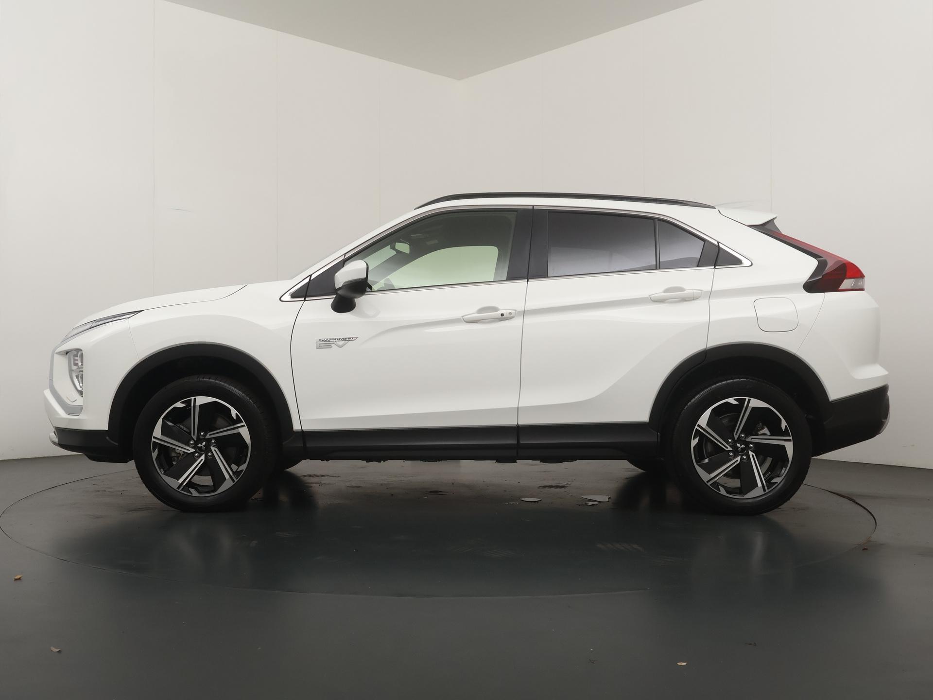 Mitsubishi Eclipse Cross Plus Hybrid 4WD - Afbeelding 2