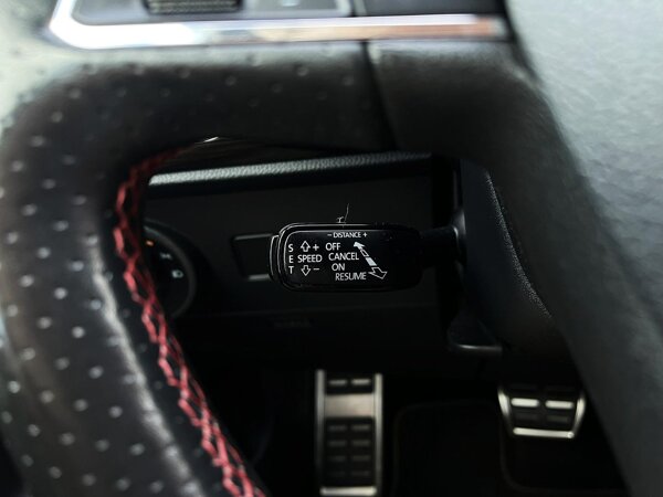 cruise control adaptief met Stop&Go cruise control adaptief met Stop&Go