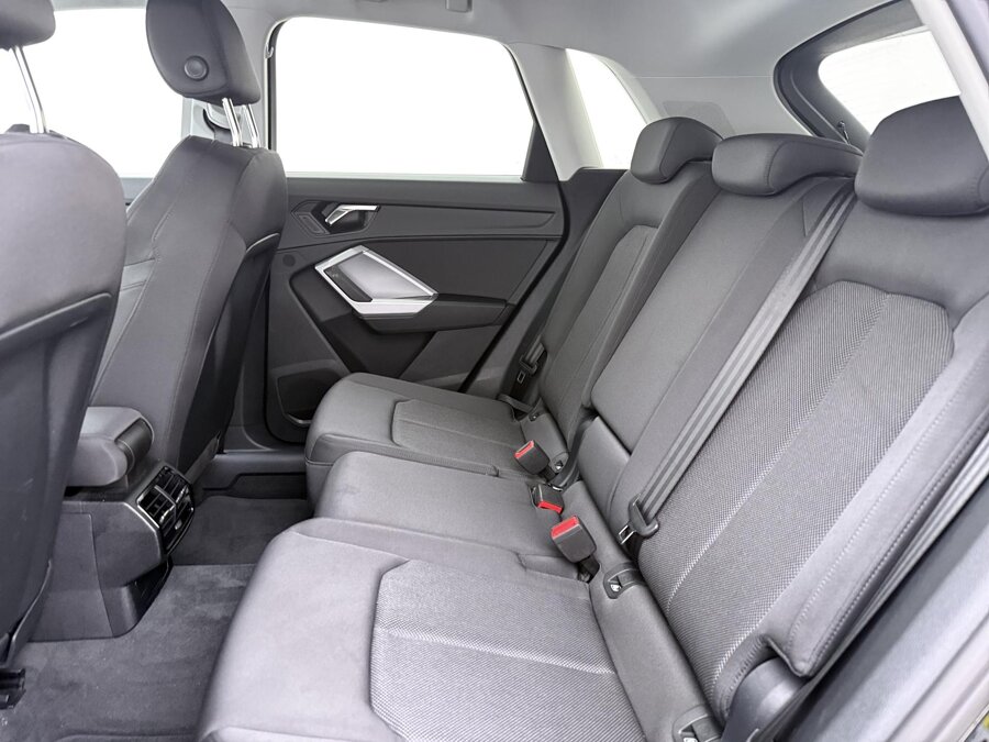 Audi Q3 35 TFSI Advanced edition