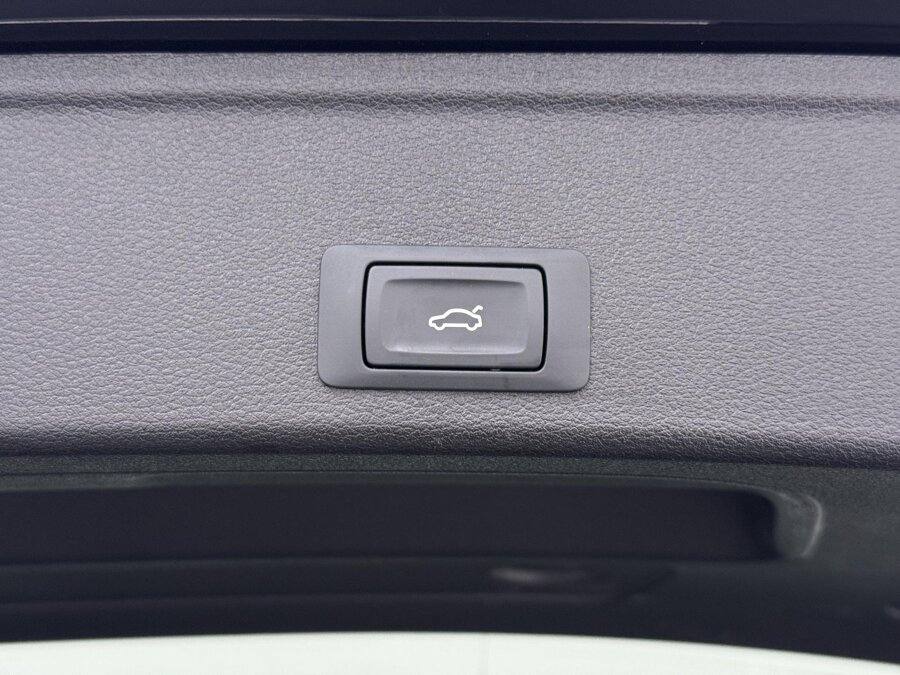 Audi A4 Avant 35 TFSI S-line