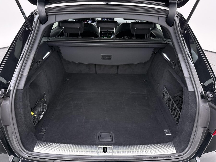 Audi A4 Avant 35 TFSI S-line
