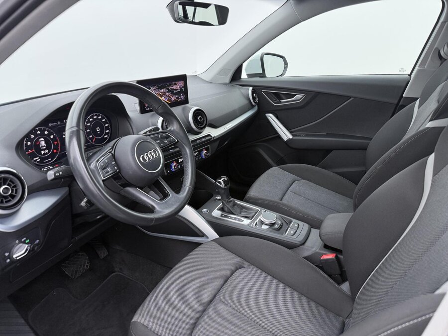Audi Q2 35 TFSI Business Edition