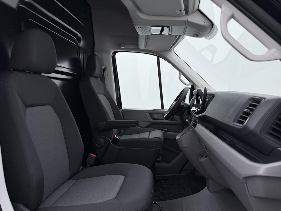 Volkswagen Bedrijfswagens Crafter 30 2.0 TDI 140 PK Autom. L3H3 Highline