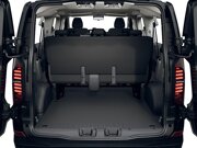 Volkswagen Bedrijfswagens Transporter Kombi Life L2 2.5 eHybrid 171 kW / 233 pk