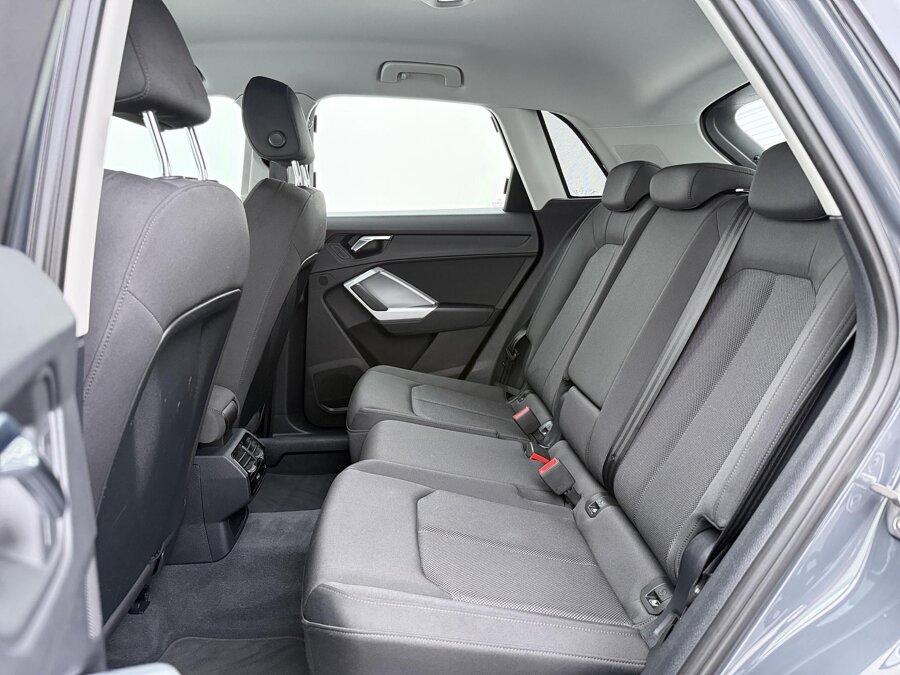 Audi Q3 35 TFSI Business Edition