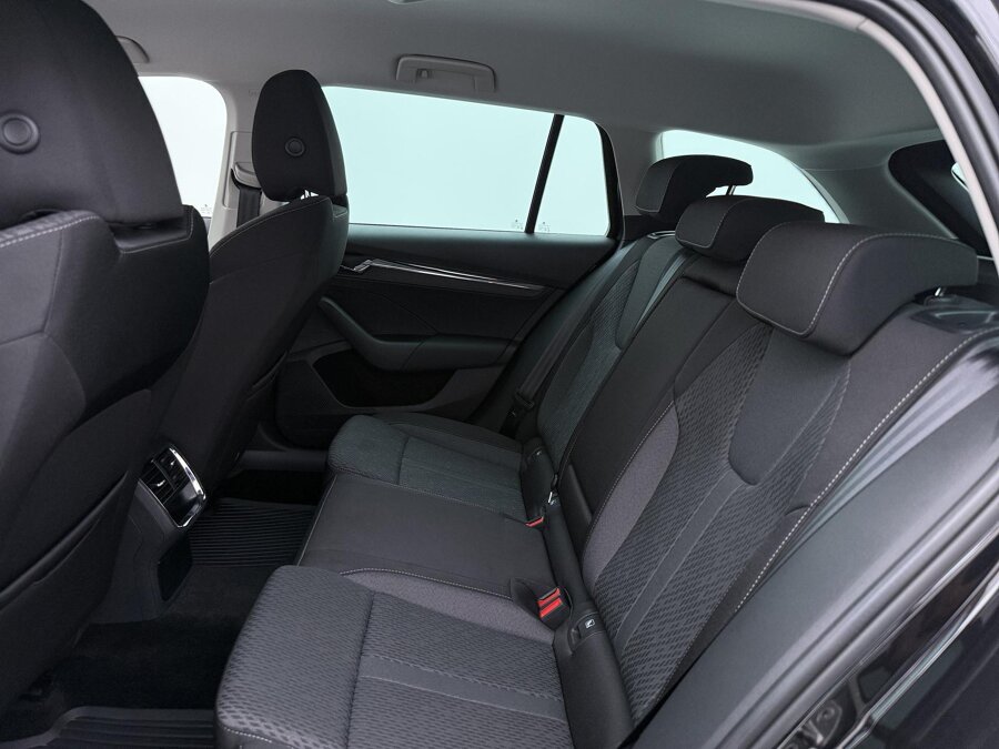Škoda Octavia Combi 1.4 TSI iV PHEV Edition