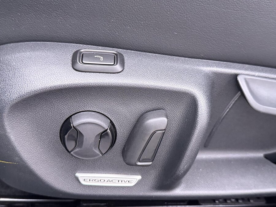 Volkswagen Passat Variant 1.5 eHybrid R-Line Business