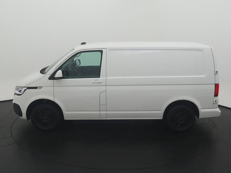 Volkswagen Bedrijfswagens Transporter 2.0 TDI 150 PK L1H1 28 Highline
