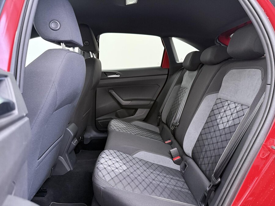 Volkswagen Taigo 1.0 TSI R-Line Business