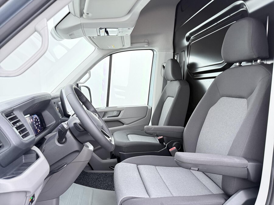 Volkswagen Bedrijfswagens Crafter 30 2.0 TDI 140 PK Autom. L3H3 Highline