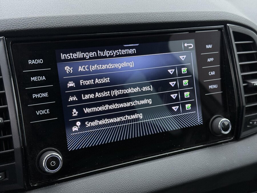 Škoda Karoq 1.5 TSI Business Edition