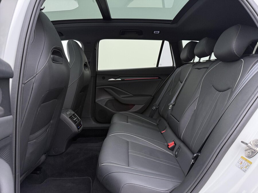 Škoda Superb Combi 1.5 TSI PHEV Sportline Business