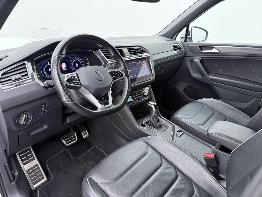 Volkswagen Tiguan 1.4 TSI eHybrid R-Line Business+