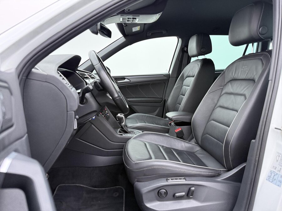 Volkswagen Tiguan 1.4 TSI eHybrid R-Line Business+