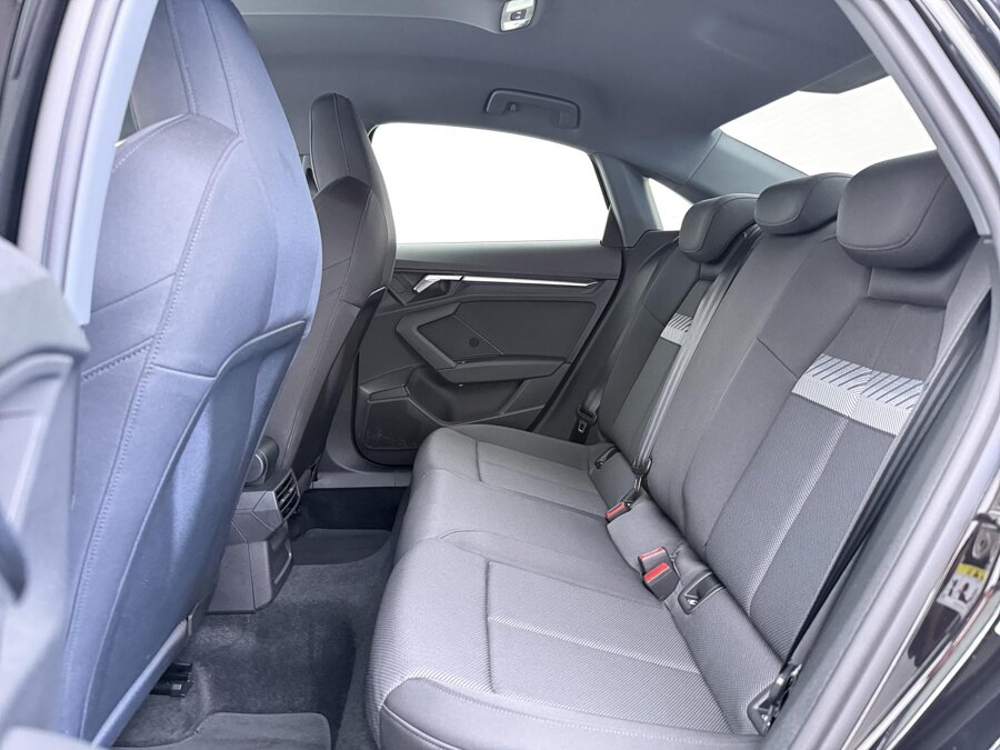 Audi A3 Limousine 30 TFSI Advanced edition