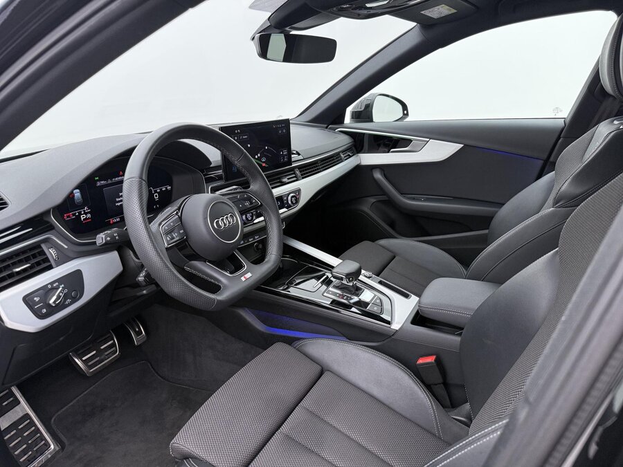 Audi A4 Avant 35 TFSI S-Line