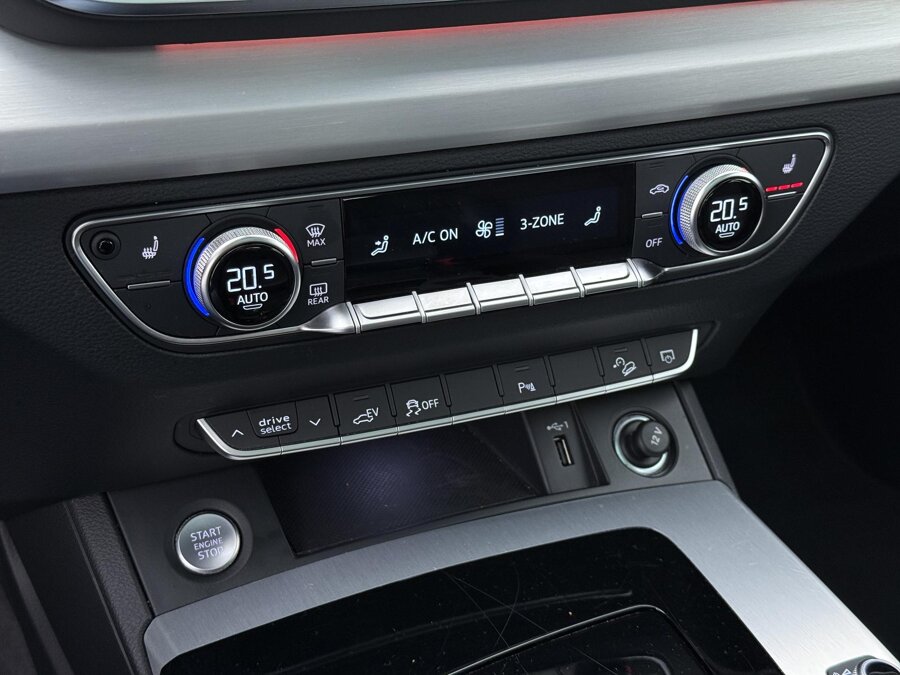 Audi Q5 50 TFSI e S edition