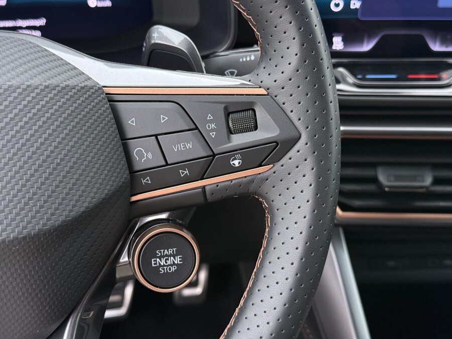 CUPRA Leon 1.5 TSI e-Hybrid Business