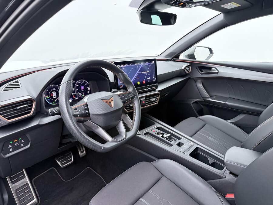 CUPRA Leon Sportstourer 1.4 e-Hybrid 245PK VZ