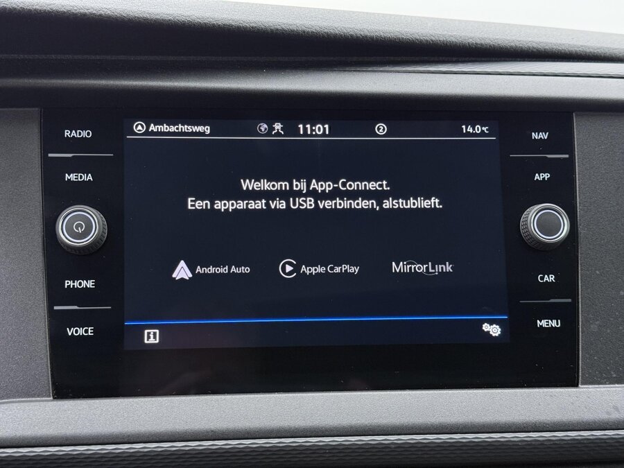 Volkswagen Bedrijfswagens Transporter 2.0 TDI 110 PK L2H1 28 Comfortline