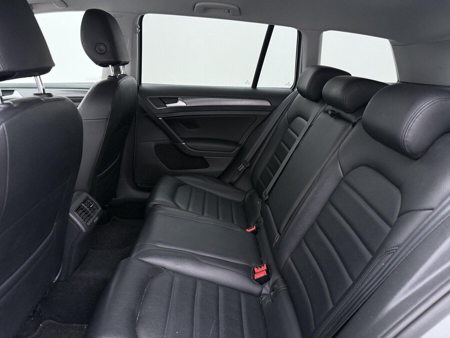 Volkswagen Golf Variant 1.0 TSI Comfortline Business