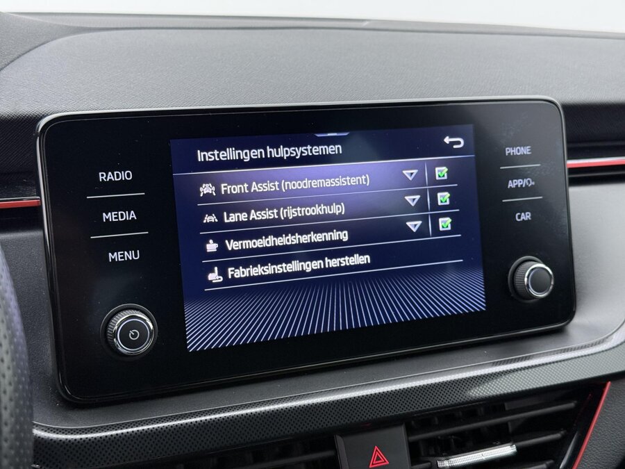 Škoda Scala 1.5 TSI Sport Business