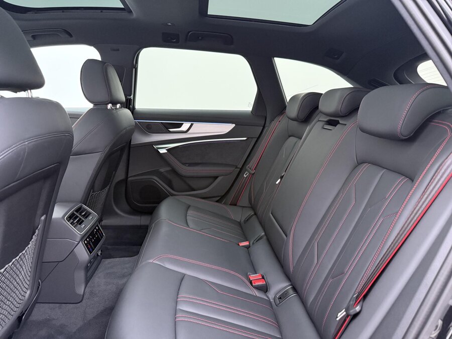 Audi A6 Avant 55 TFSI e quattro S edition Competition