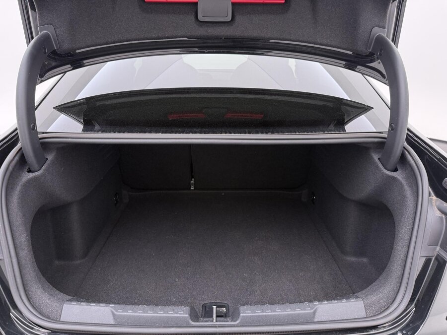 Audi A3 Limousine 30 TFSI S-Line edition